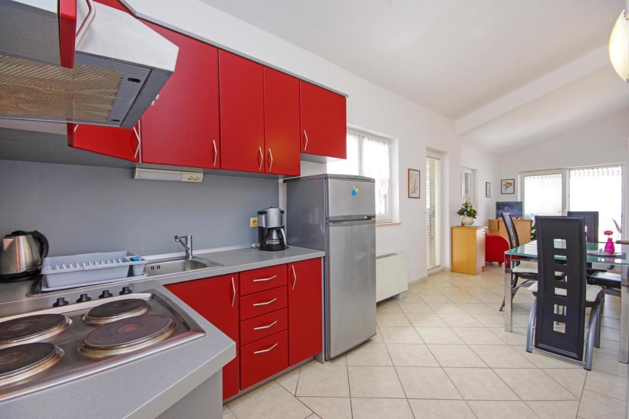 Matanovi Dvori Md Apartments Makarska Eksteriør billede