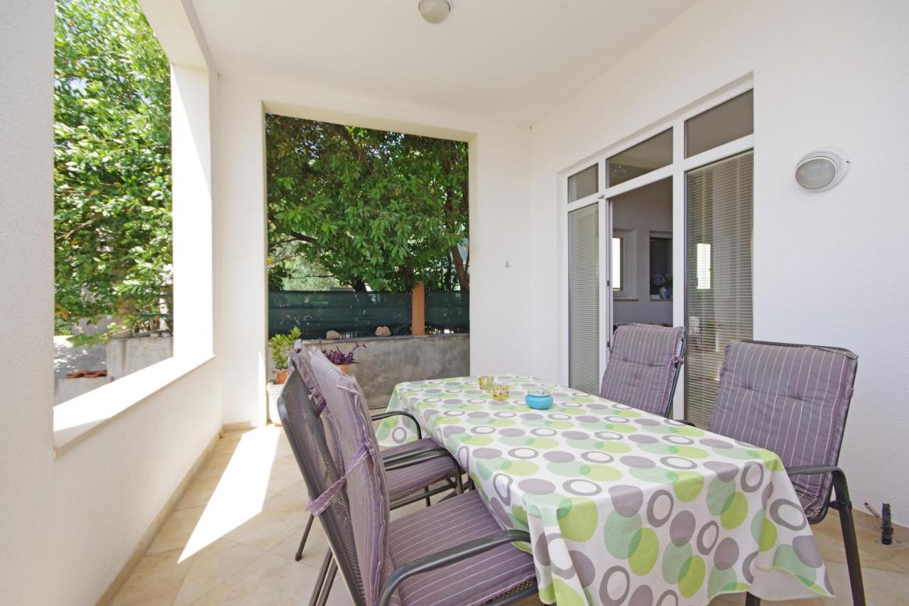 Matanovi Dvori Md Apartments Makarska Eksteriør billede